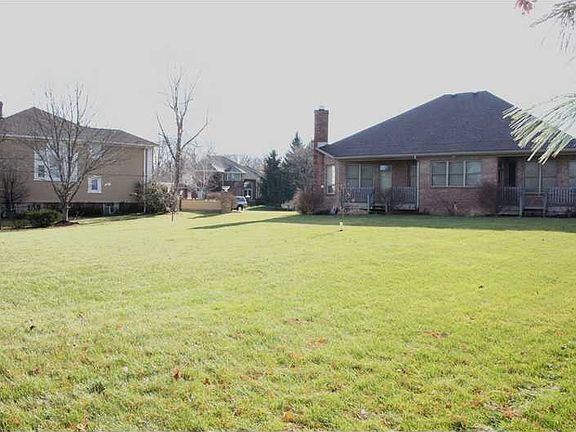 3rd image of 6766 Perrier Ct