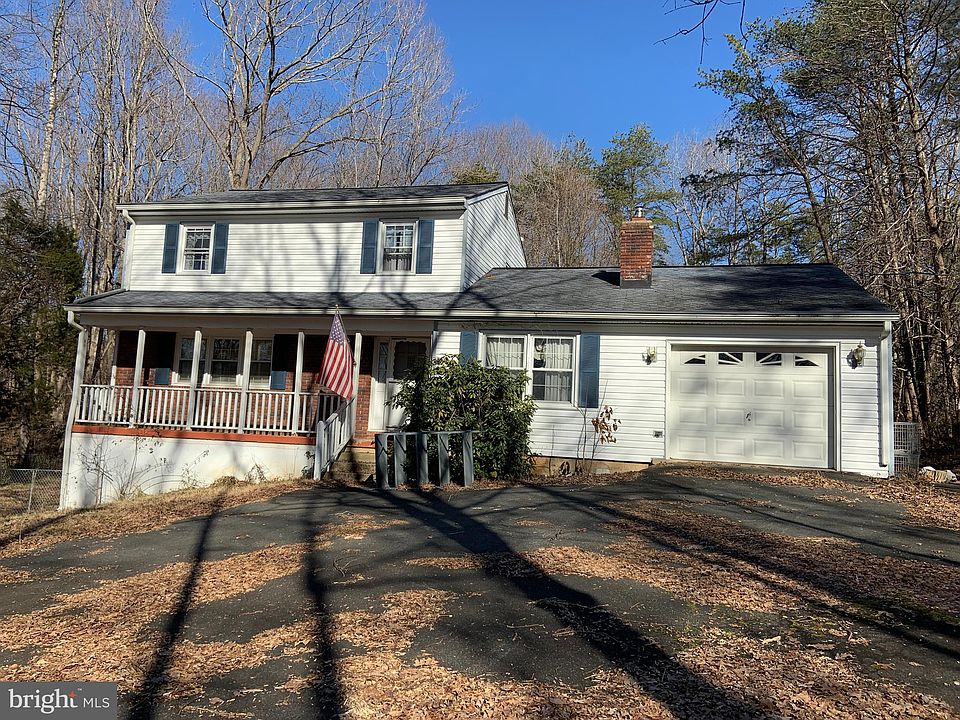 1st image of 7 Freya Ln