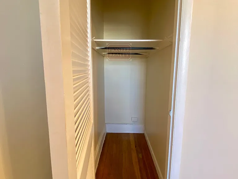 3110 Kensington Ave #8 — Photo 14