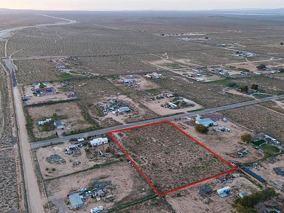 5th image of 263 Hidden River Rd