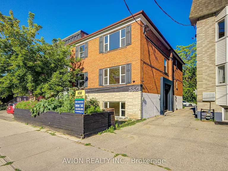 882 Broadview Ave #2 — Photo 1