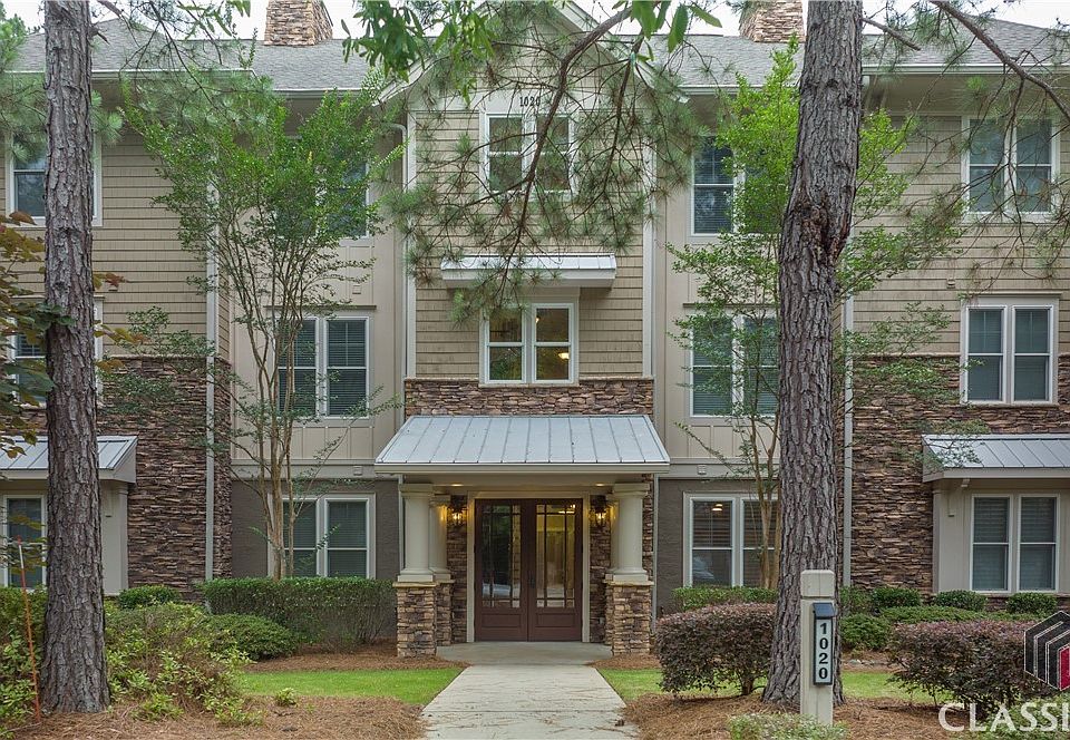 1st image of 1020 Creekside #B