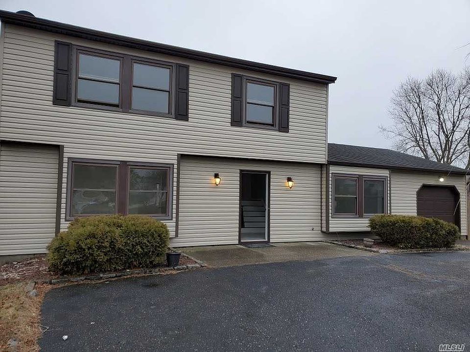 1st image of 18 Forte Ave