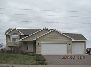 11274 Laura Cir SE, Becker, MN 55308