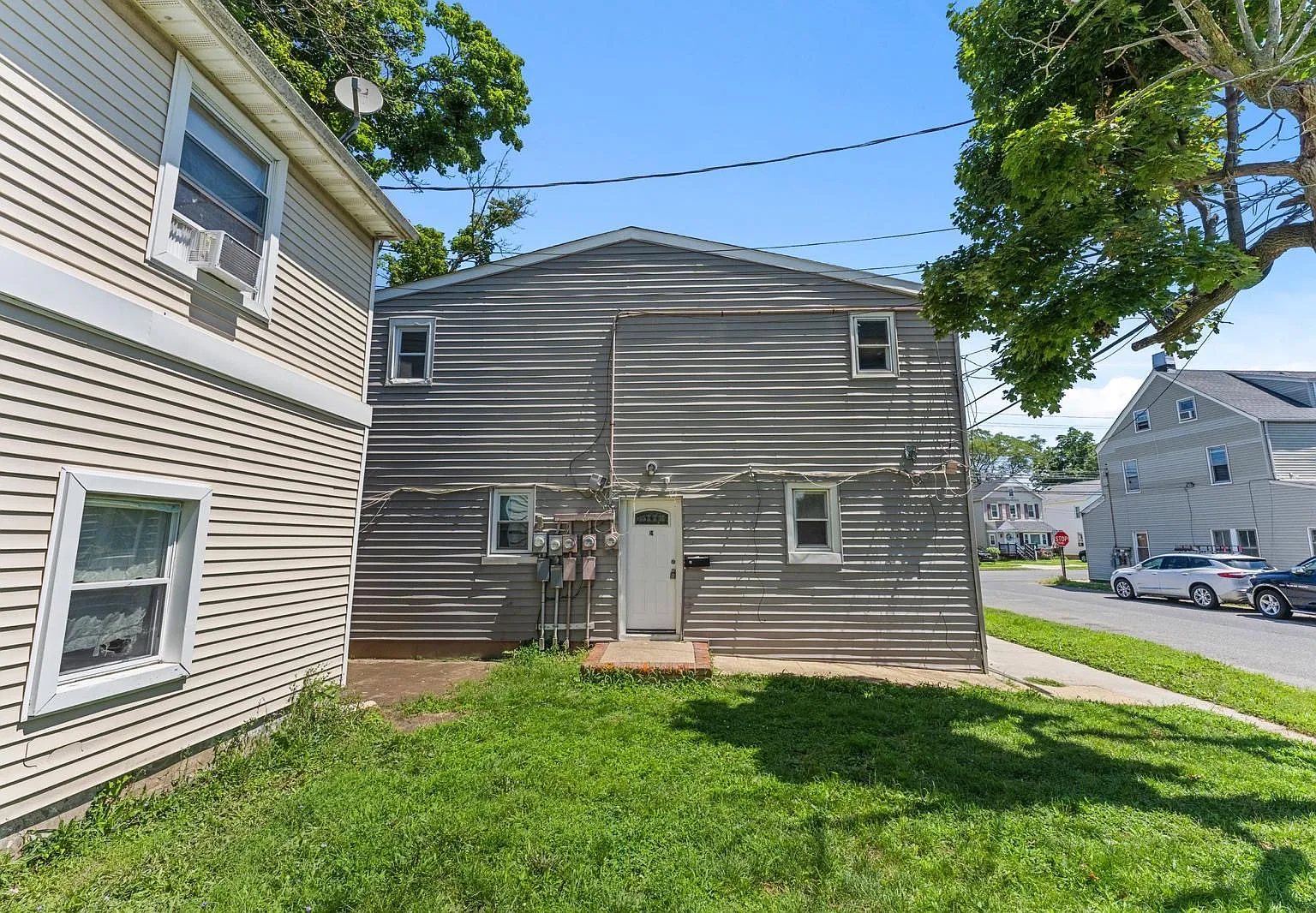 4 bed, $3,100 — Photo 2