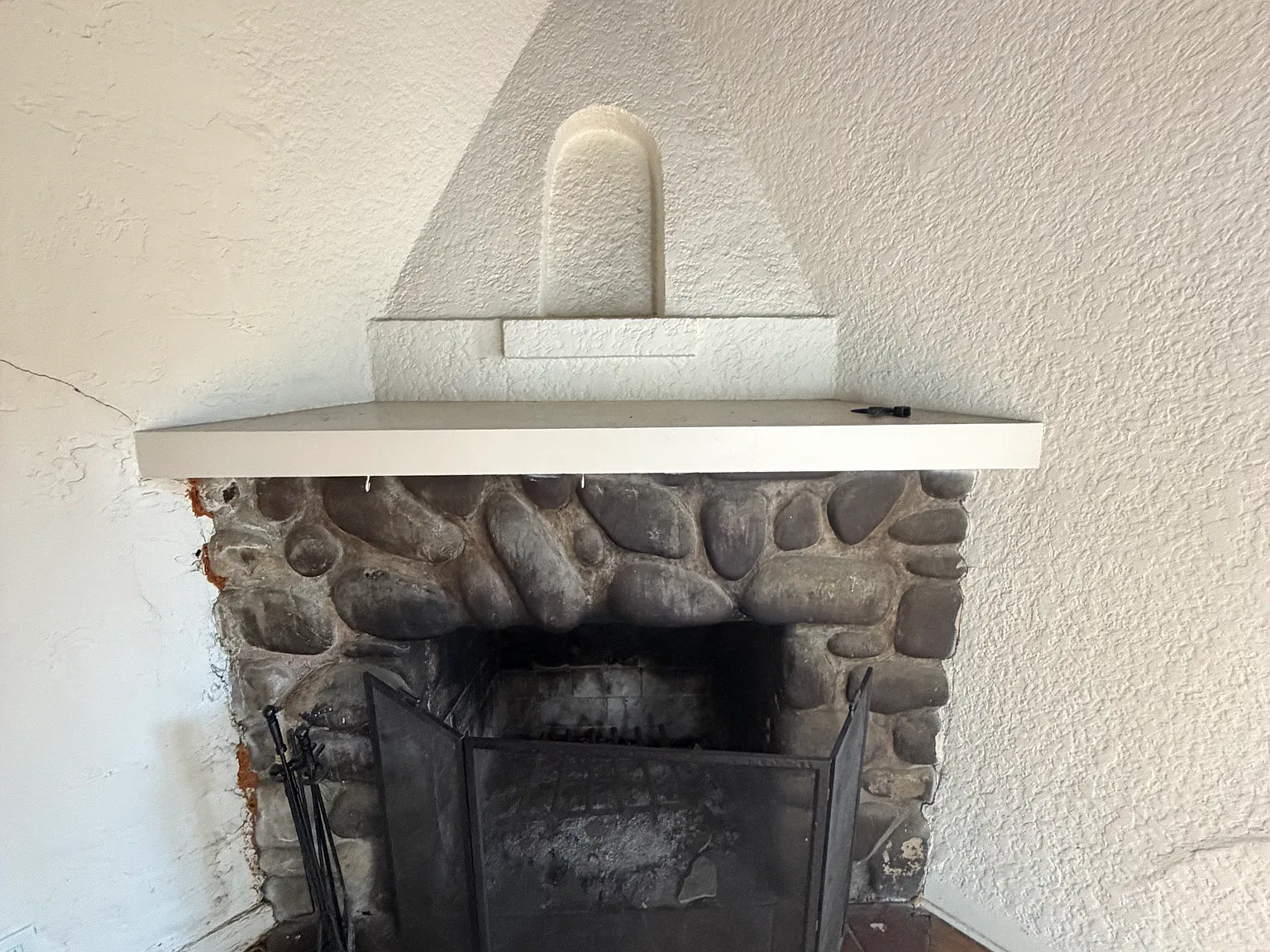 3 bed, 1317 sqft, $3,600 — Photo 4