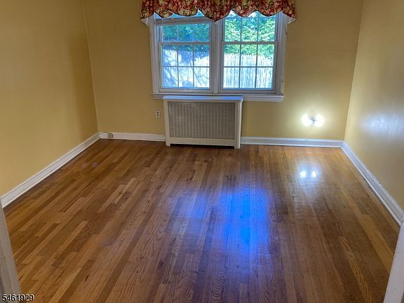 5th image of 380 Main St #9