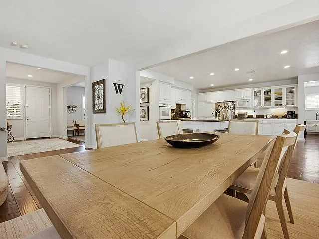 3238 Elysia St — Photo 15