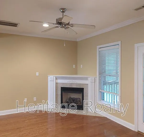 655 Yorkland Way #1 — Photo 3