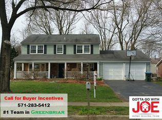 13144 Maltese Ln, Fairfax, VA 22033