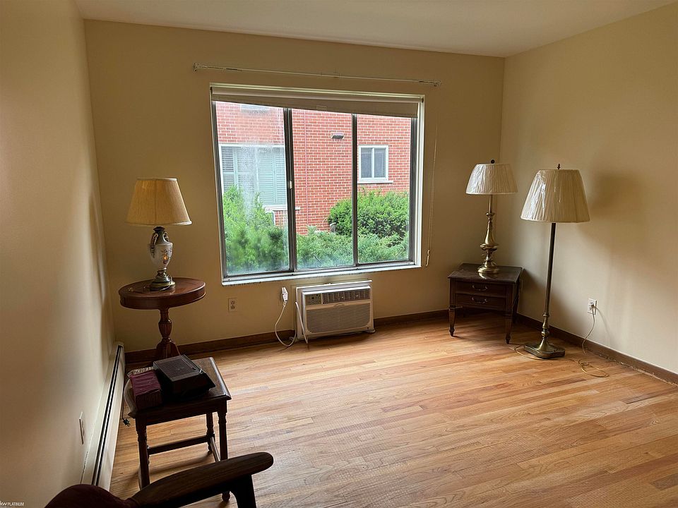 15229 E Nine Mile Rd Apt 1b, photo 6