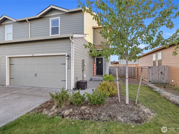 7910 285th Place NW #B, Stanwood, WA 98292