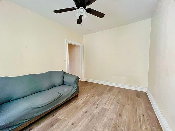 4th image of 118 Corbin Ave APT 302