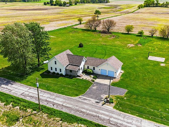 4th image of 8294 S County Farm Rd