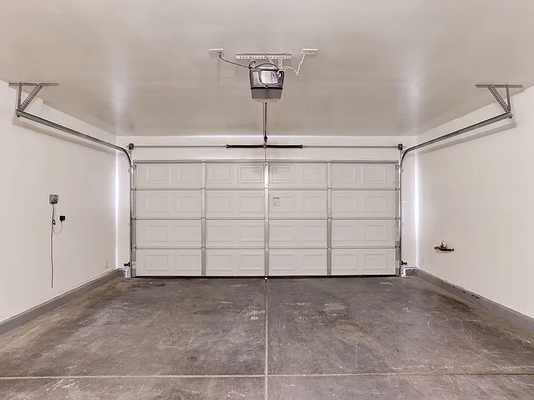 6540 Slate Springs Ct — Photo 29