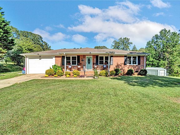 2nd image of 163 Green Briar Dr