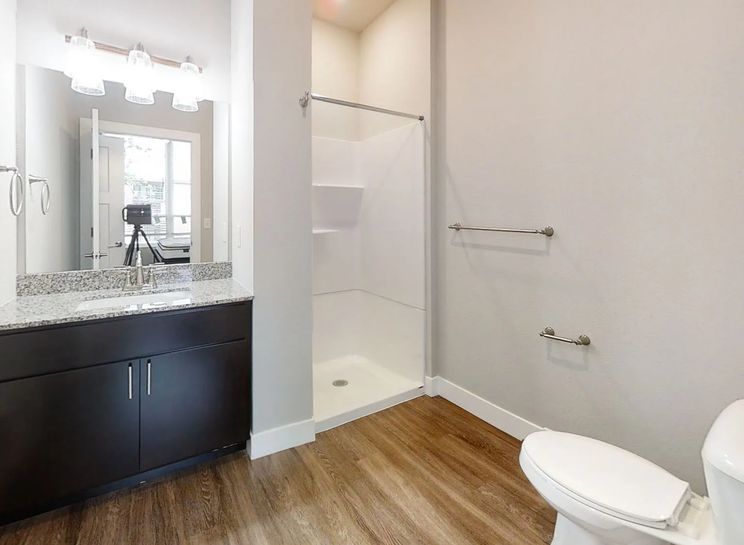 103 E Healey St — Photo 3