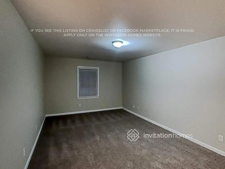 4351 Lakeside Hills Way NE — Photo 9