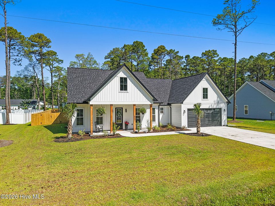 1st image of 333 Pineknoll Drive NW