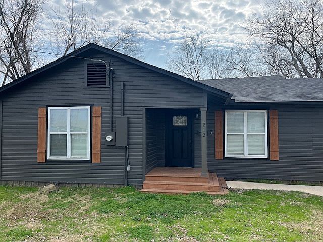 1st image of 212 Glover Ave