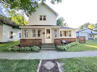 525 N Hathaway St, Winamac, IN 46996