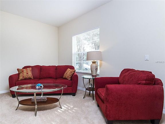 3rd image of 562 Fairhaven Dr