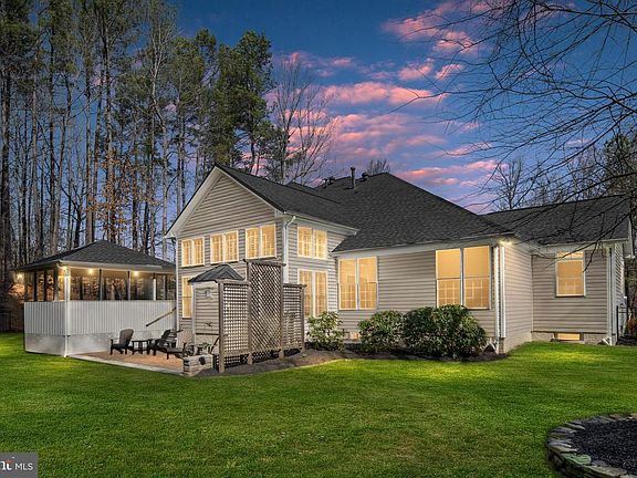 3rd image of 26 Gristmill Dr