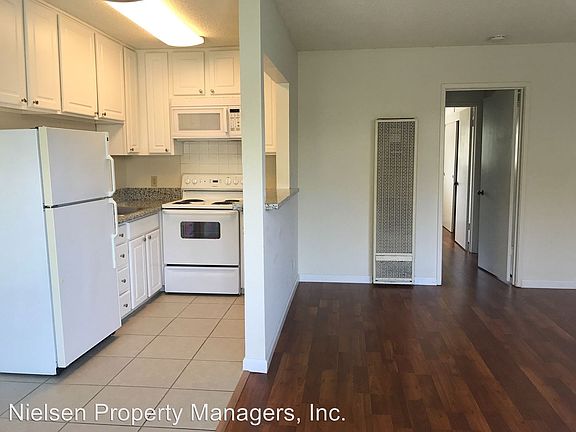 2nd image of 2712 O St APT 16