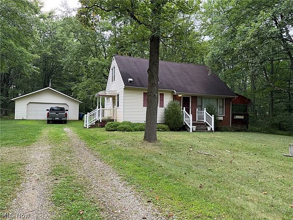 4th image of 3598 Easton Rd