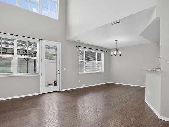2nd image of 15202 E Batavia Pl