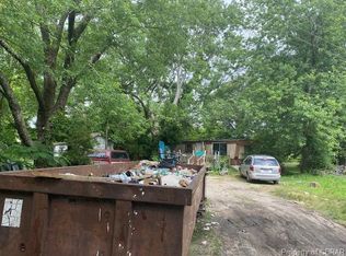 7003 Plum Tree Ln, Hayes, VA 23072