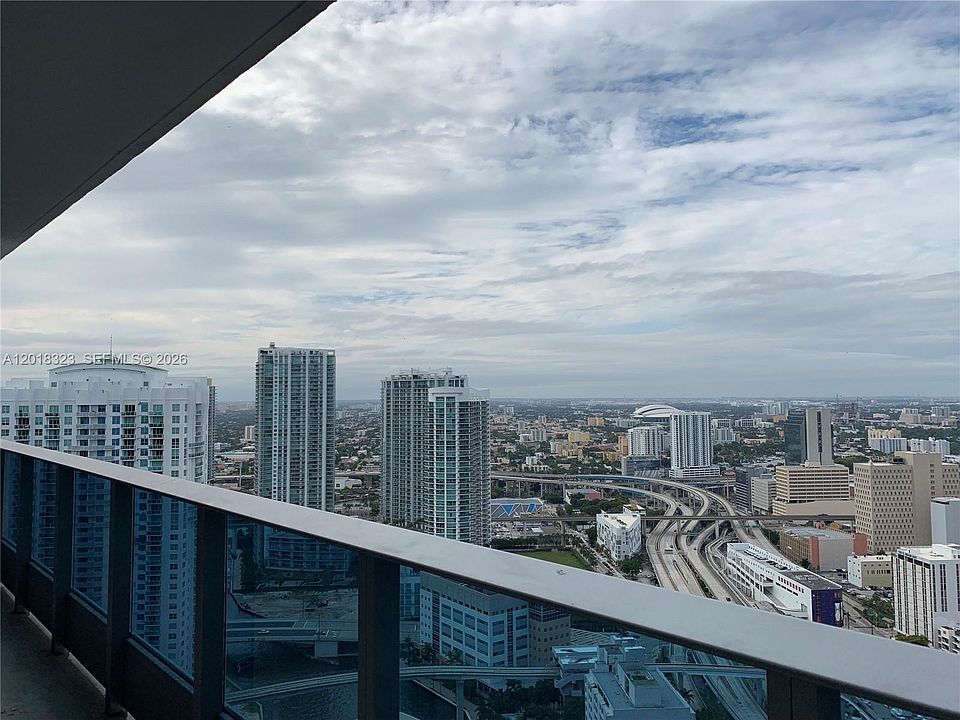 1st image of 200 Biscayne Boulevard Way APT 4212