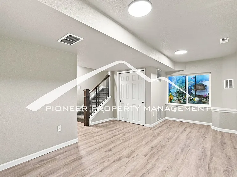 8018 Parsonage Ln — Photo 23