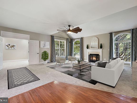 2nd image of 14843 Ashby Oak Ct