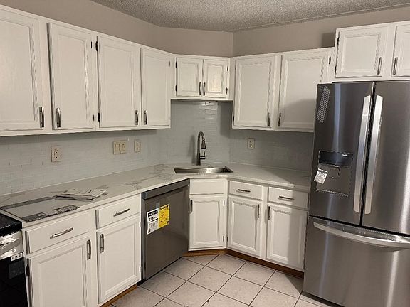 3rd image of 289 Elm St #61-D
