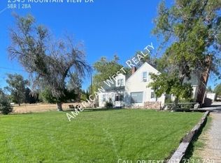 2343 Mountain View Dr, Cody, WY 82414