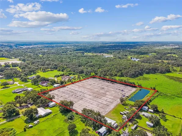 1715 W Sam Allen Rd, Plant City, FL 33565