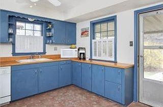 2nd image of 8349 Ward Parkway Plz