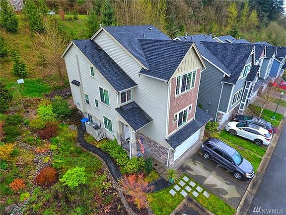 3rd image of 420 51st St SE
