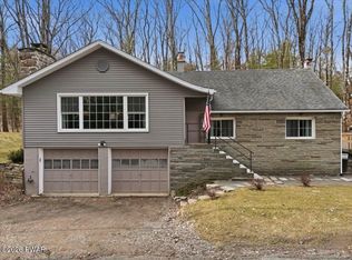 201 Shiny Mountain Rd, Greentown, PA 18426
