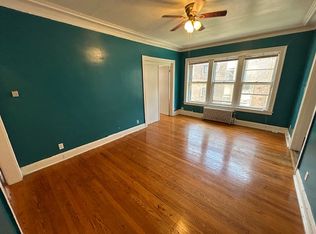 1154 W Lunt Ave APT 212, Chicago, IL 60626