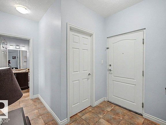 4th image of 5 Perron St #204