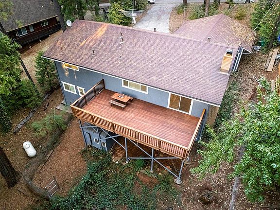 5th image of 489 Alpine Dr