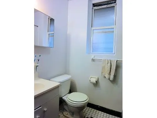 Rented by DSA Realty | media 42