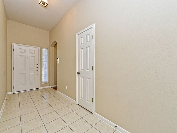 4th image of 9313 Pioneer Forest Dr