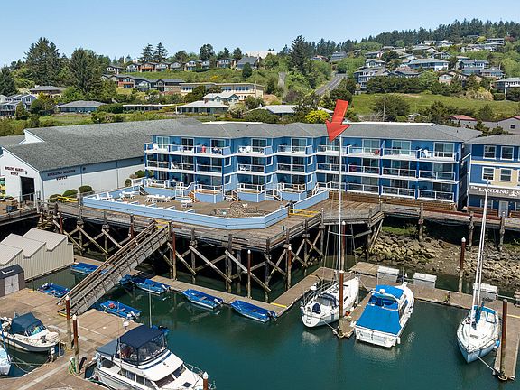2nd image of 890 SE Bay Blvd #313