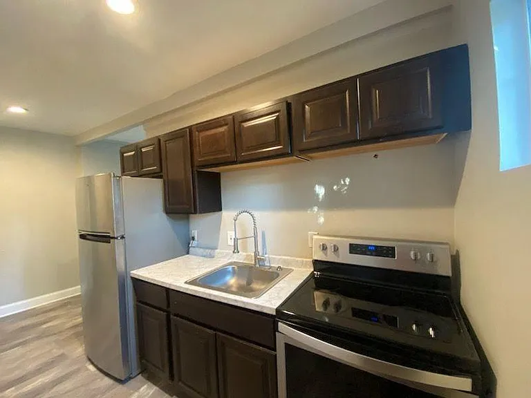 2106 Allendale Rd #2 — Photo 4