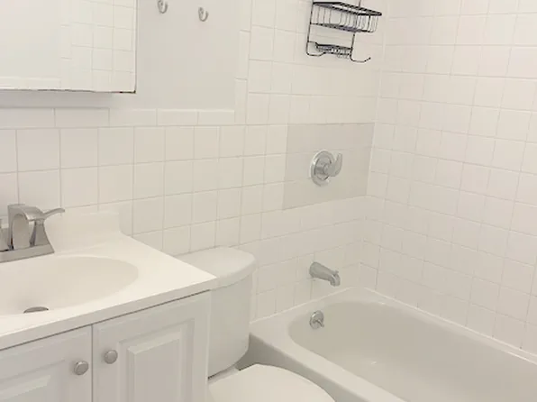 319 East 92nd Street image 7 of 9