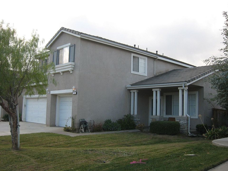 COMPLIMENTS OF PARK PLACE REAL ESTATE