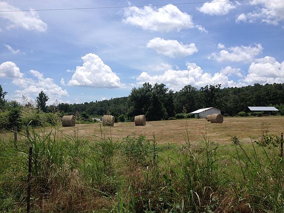 4th image of 9016 Hwy 71 North